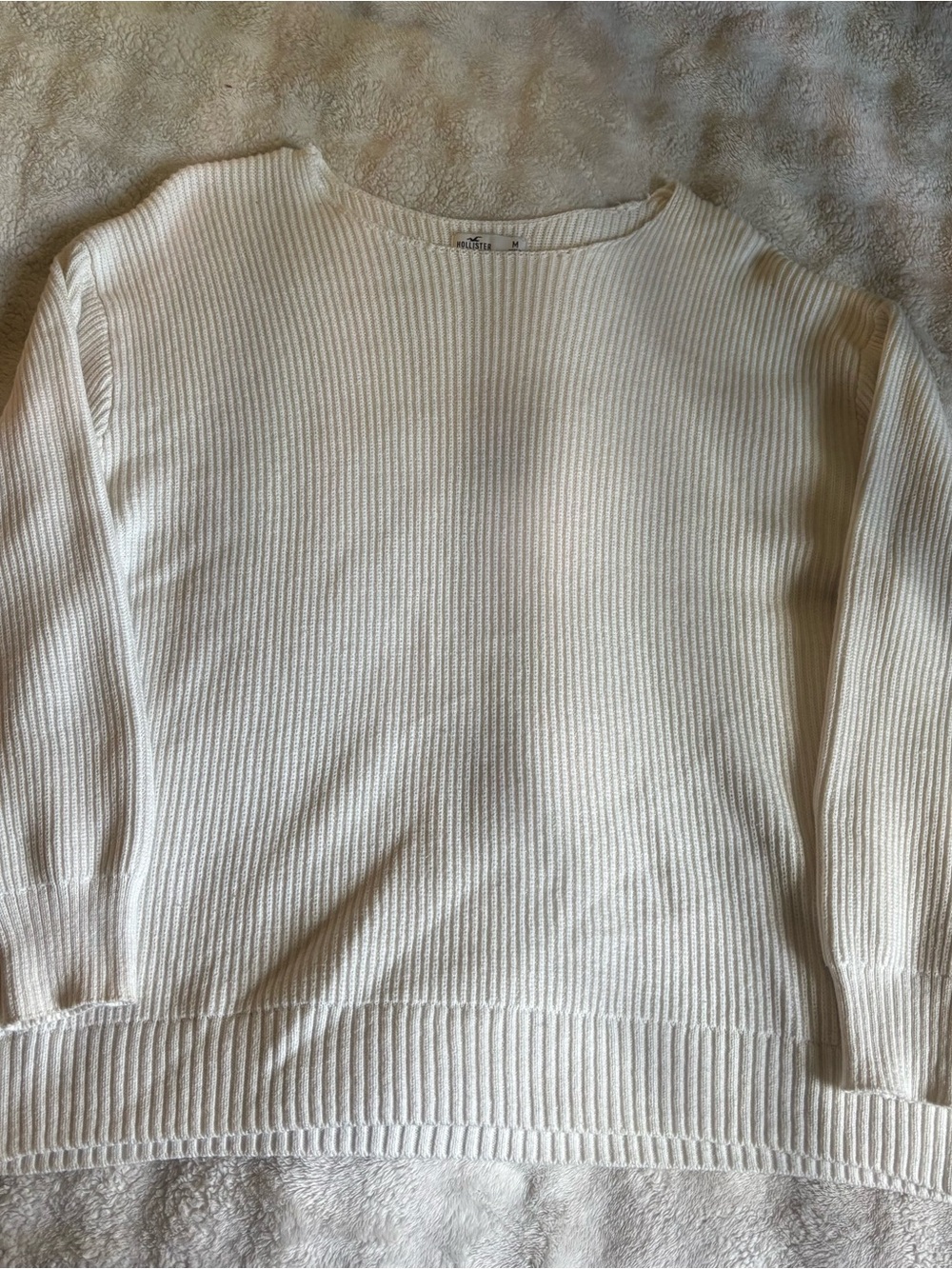 Hollister Sweater off the shoulder